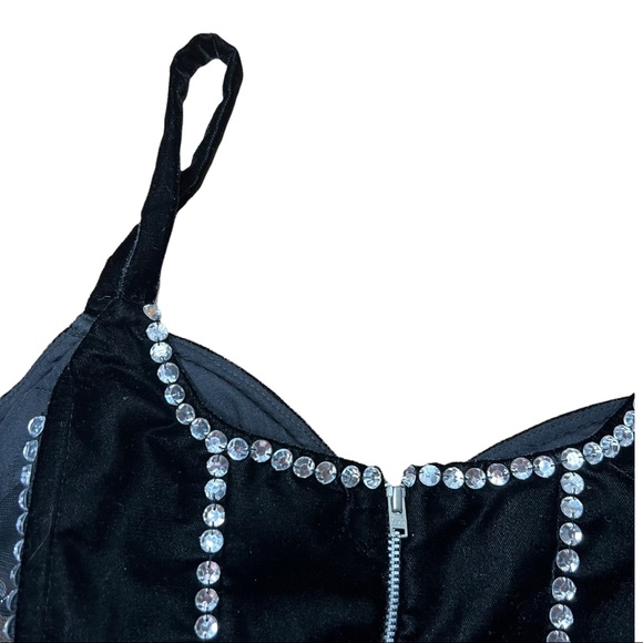 NEW Starlet ASOS Black Crushed Velvet Embellished Zip Back Corset Top 8 - Picture 6 of 10